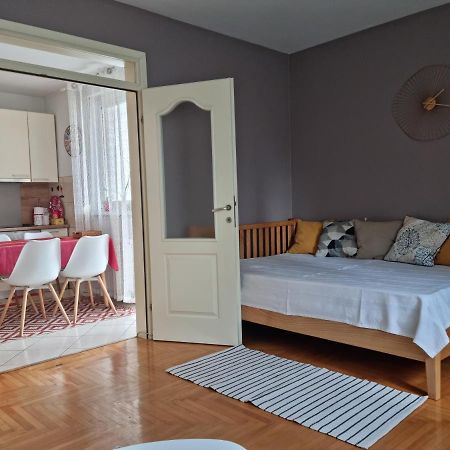 Stan Na Dan "Irina" Banja Luka Appartement Buitenkant foto